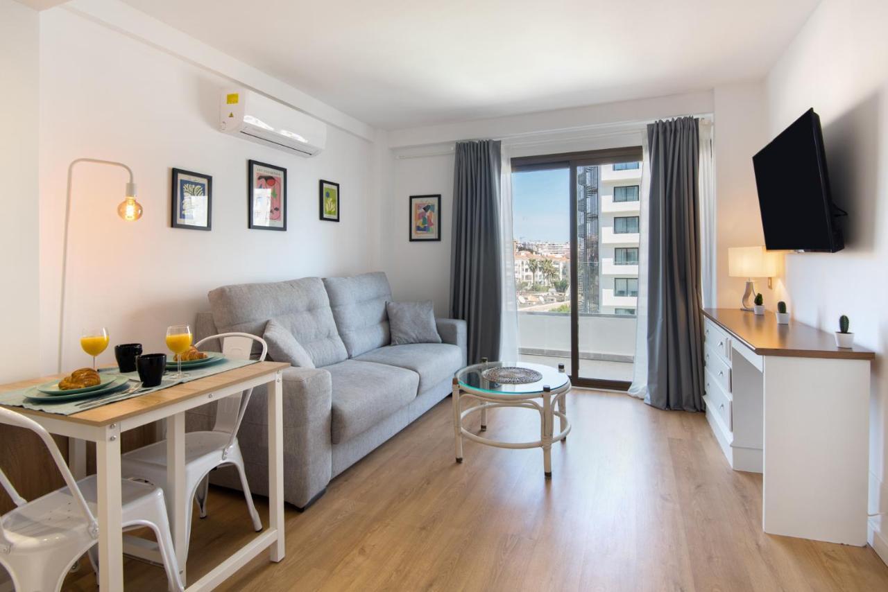 Aloha Puerto Private Apartment 1St Line Carihuela Beach Torremolinos Exteriér fotografie